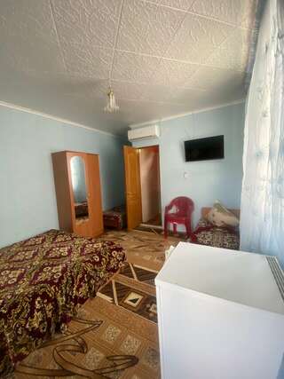 Гостиница Гостевой дом на Молодежной Солнечногорское Трехместный номер «Комфорт»-3